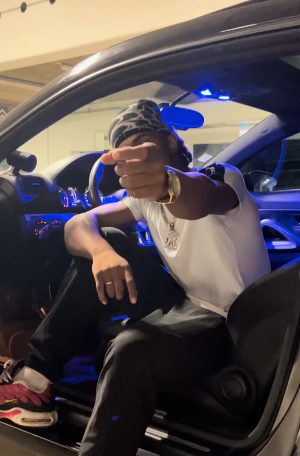 Profil de Rolph, 19 ans, Rencontre Mature à Mistatim