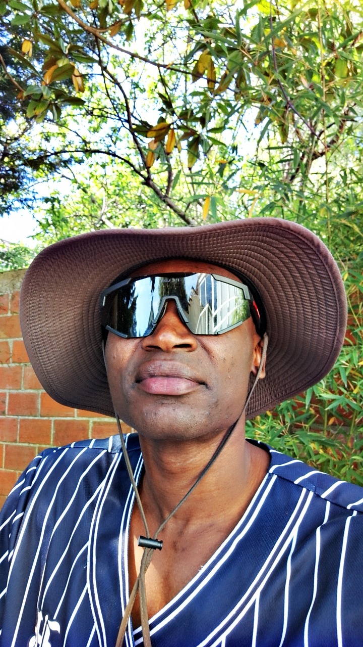 Profil de Asher, 28 ans, Rencontre Mature à Cochrane