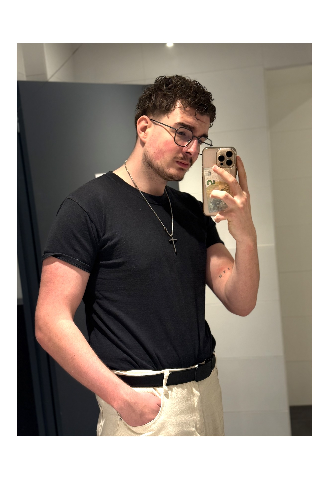 Profil de Waniss, 21 ans, Rencontre Mature à Sedley