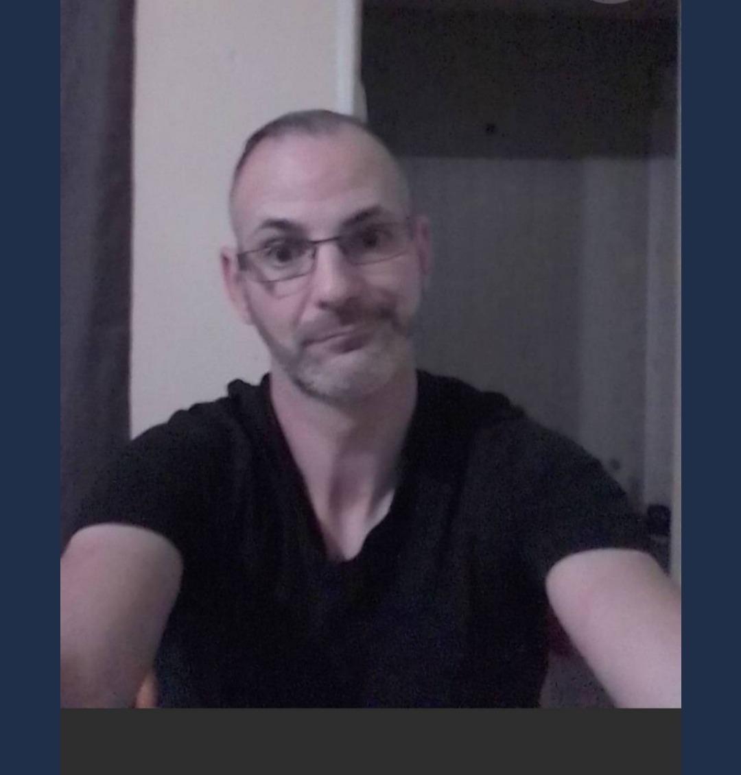 Profil de Miloude, 44 ans, Rencontre Mature à Lloydminster