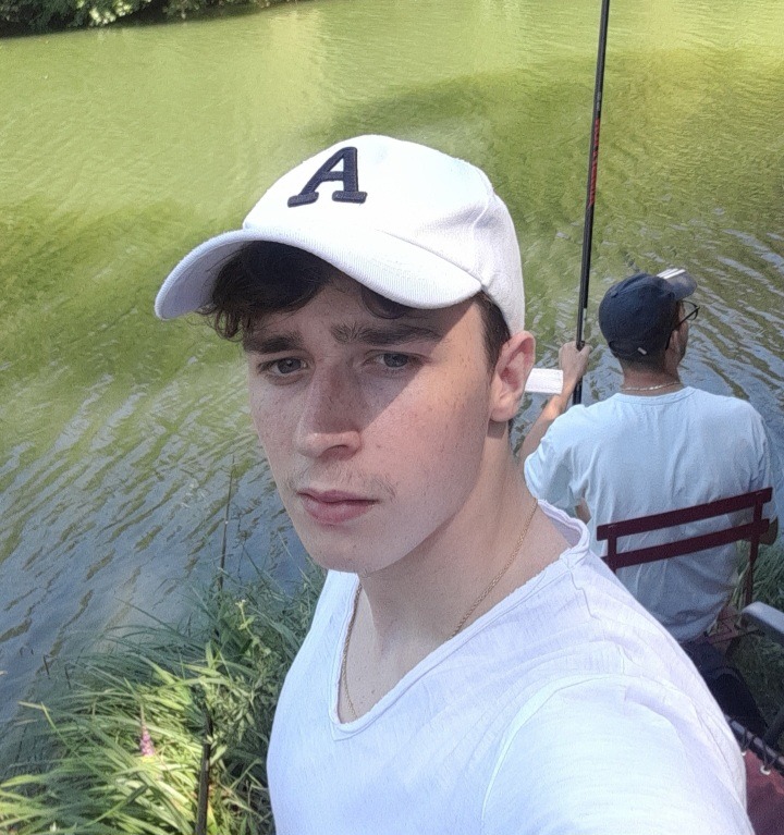 Profil de Jonathan, 19 ans, Rencontre Mature à Goodwater