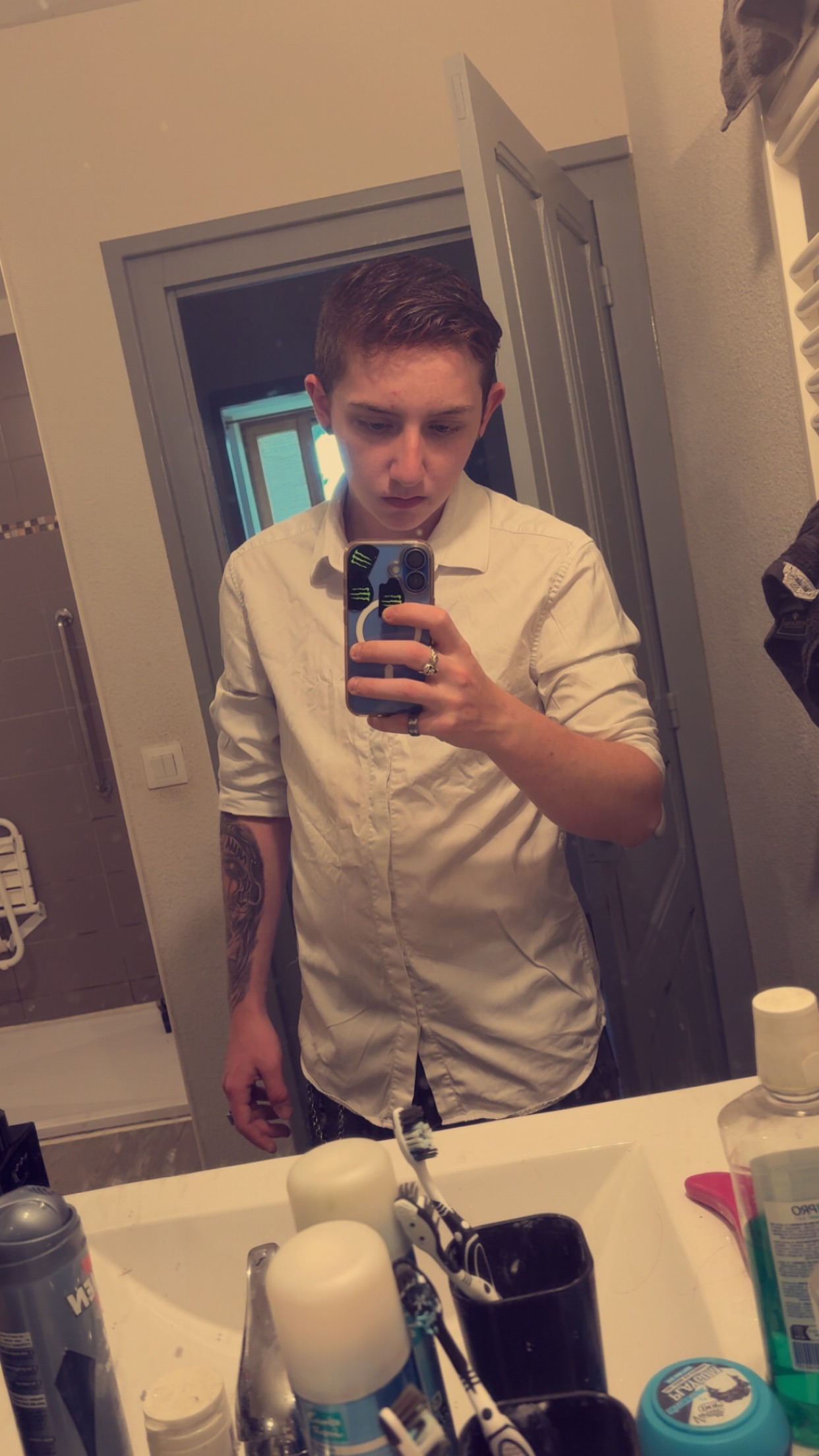 Profil de Ouissam, 19 ans, Rencontre Mature à Spalding