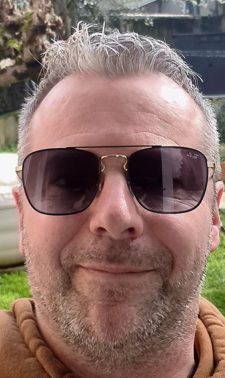 Profil de Mabrouck, 54 ans, Rencontre Mature à Bayham