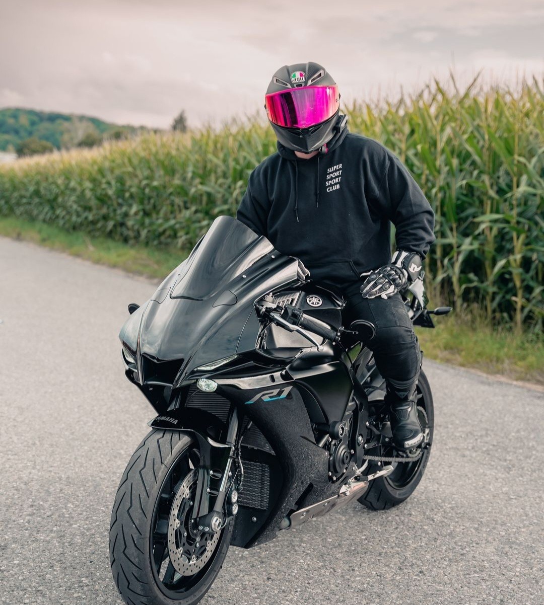 Profil de Arno, 21 ans, Rencontre Mature à Dufferin