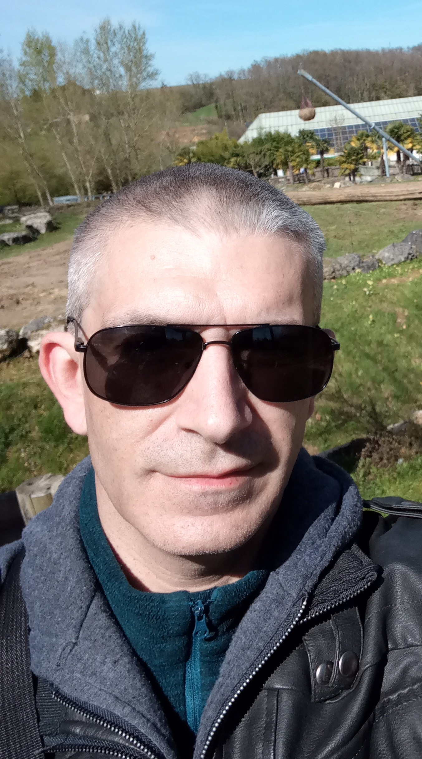 Profil de Amalio, 46 ans, Rencontre Mature à Beiseker