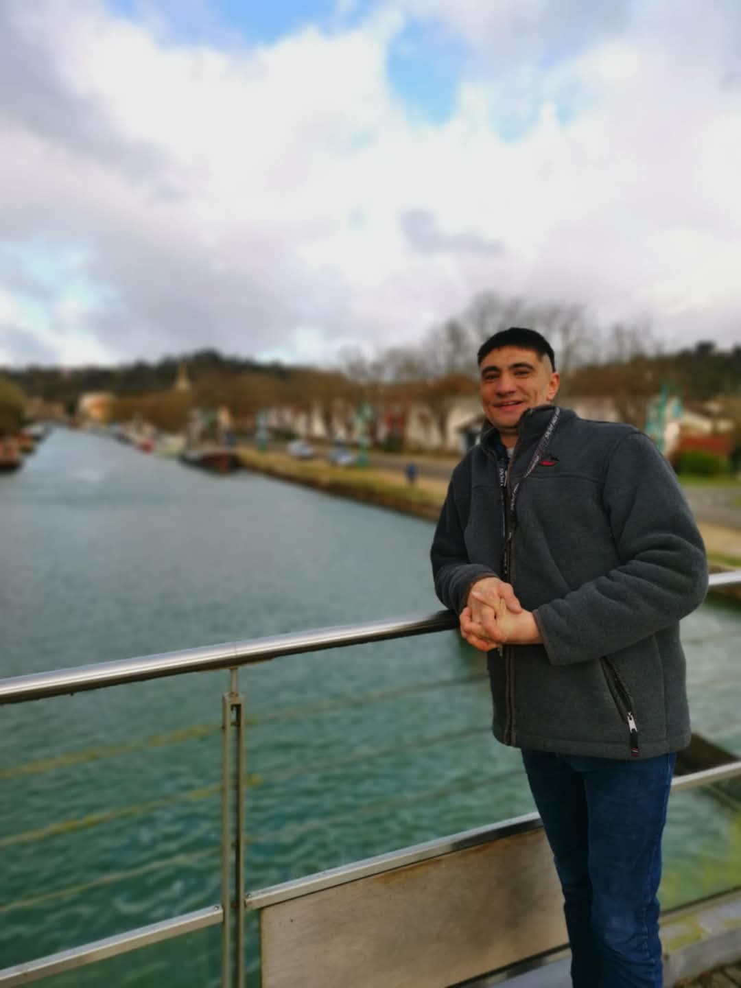 Profil de Samyr, 33 ans, Rencontre Mature à Southgate