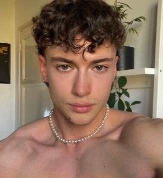 Profil de Matyas, 22 ans, Rencontre Mature à Joliette