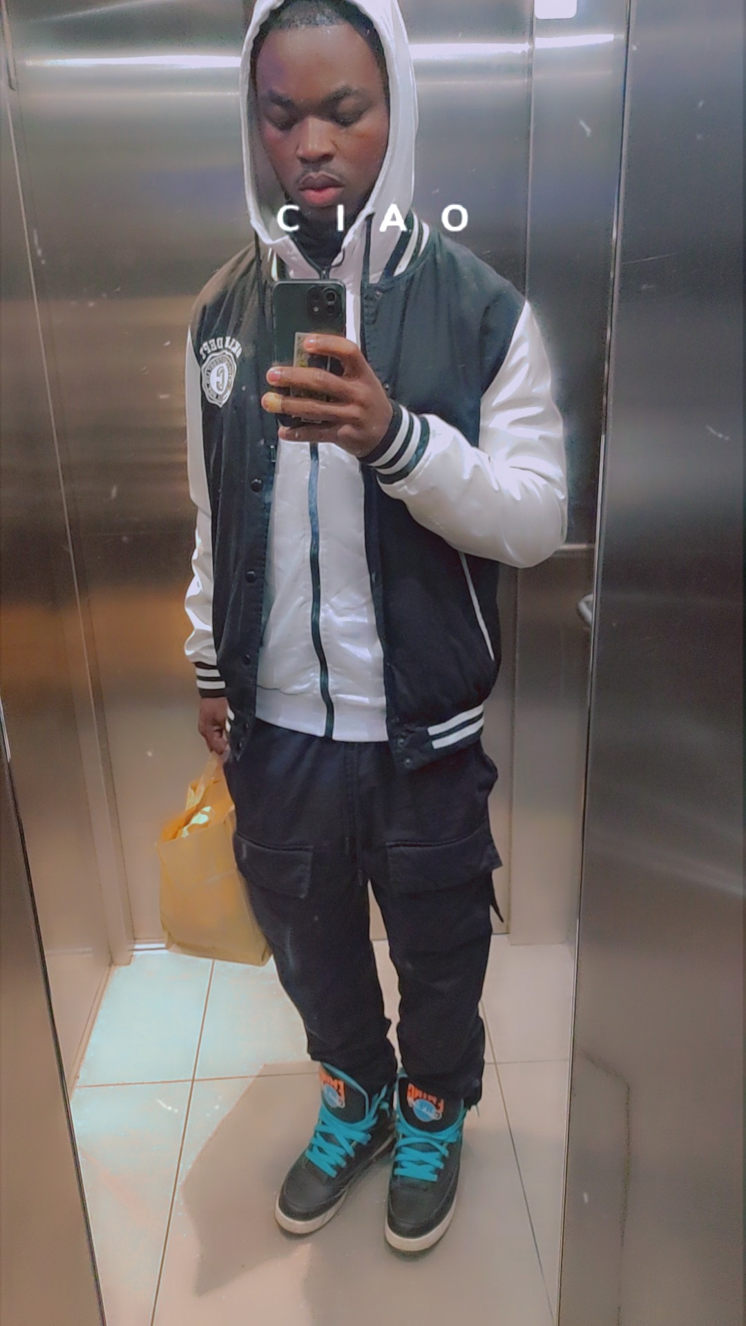 Profil de Santiago, 23 ans, Rencontre Mature à Chamberlain