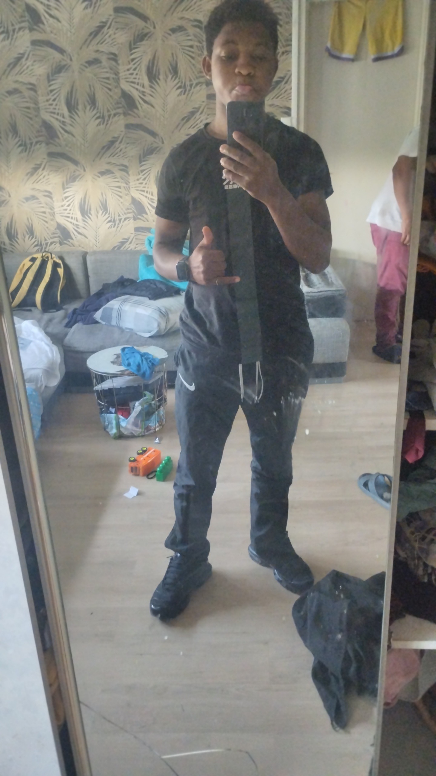 Profil de Eluan, 19 ans, Rencontre Mature à Chauvin