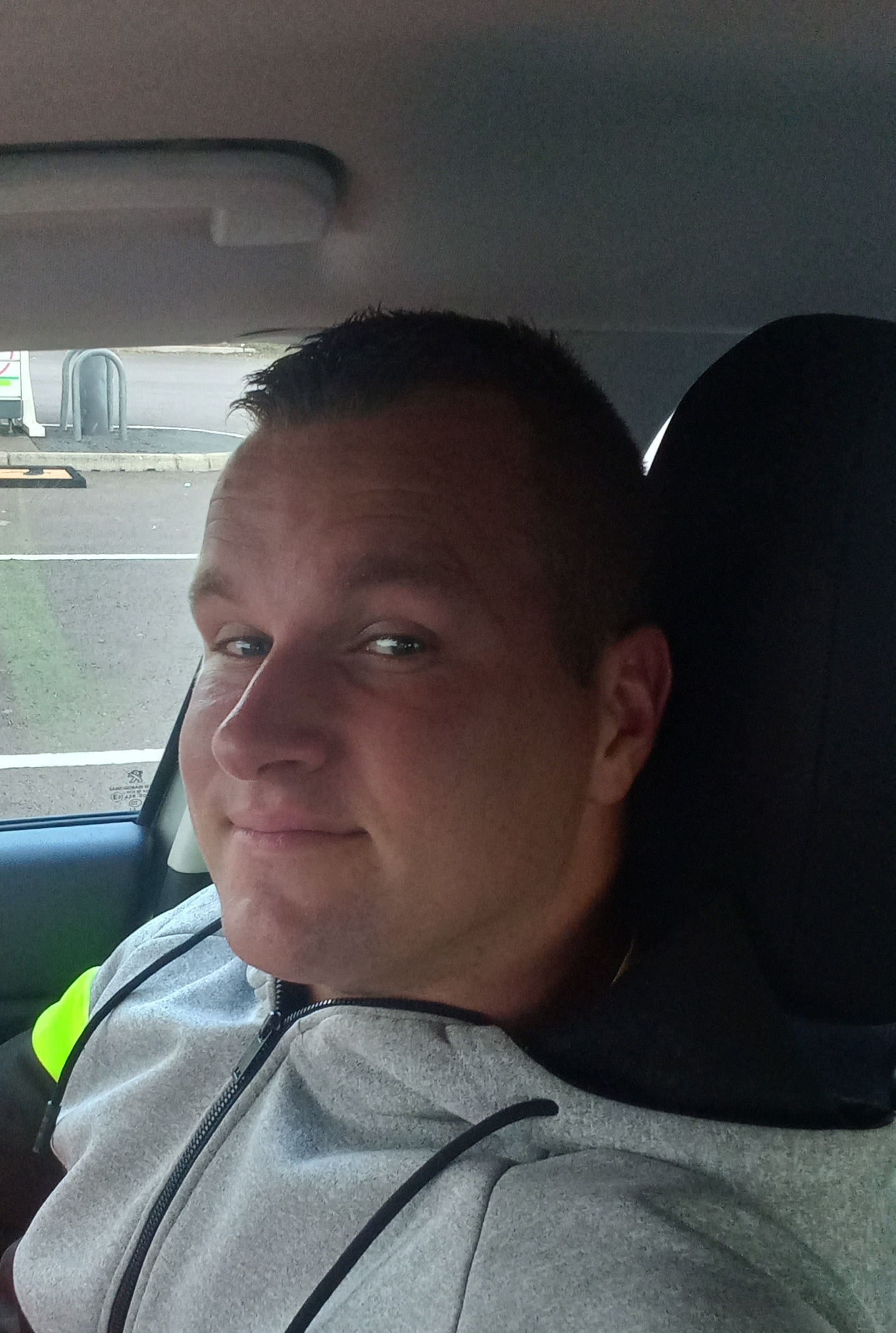 Profil de Abdelillah, 27 ans, Rencontre Mature à Lakeshore