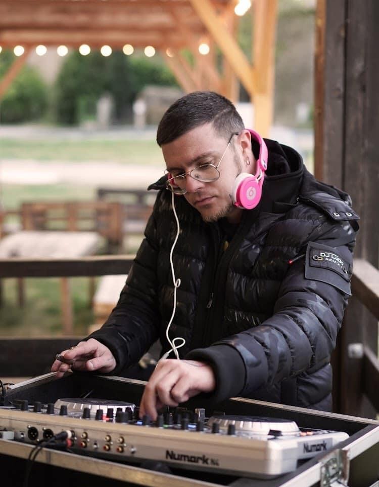 Profil de Aurelian, 32 ans, Rencontre Mature à Dilke