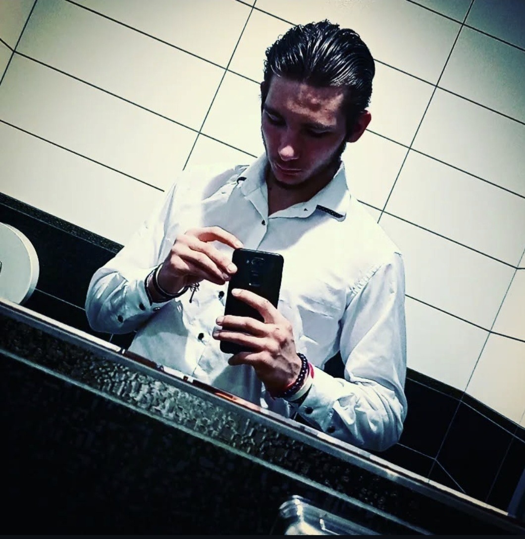 Profil de Siliman, 22 ans, Rencontre Mature à Linden