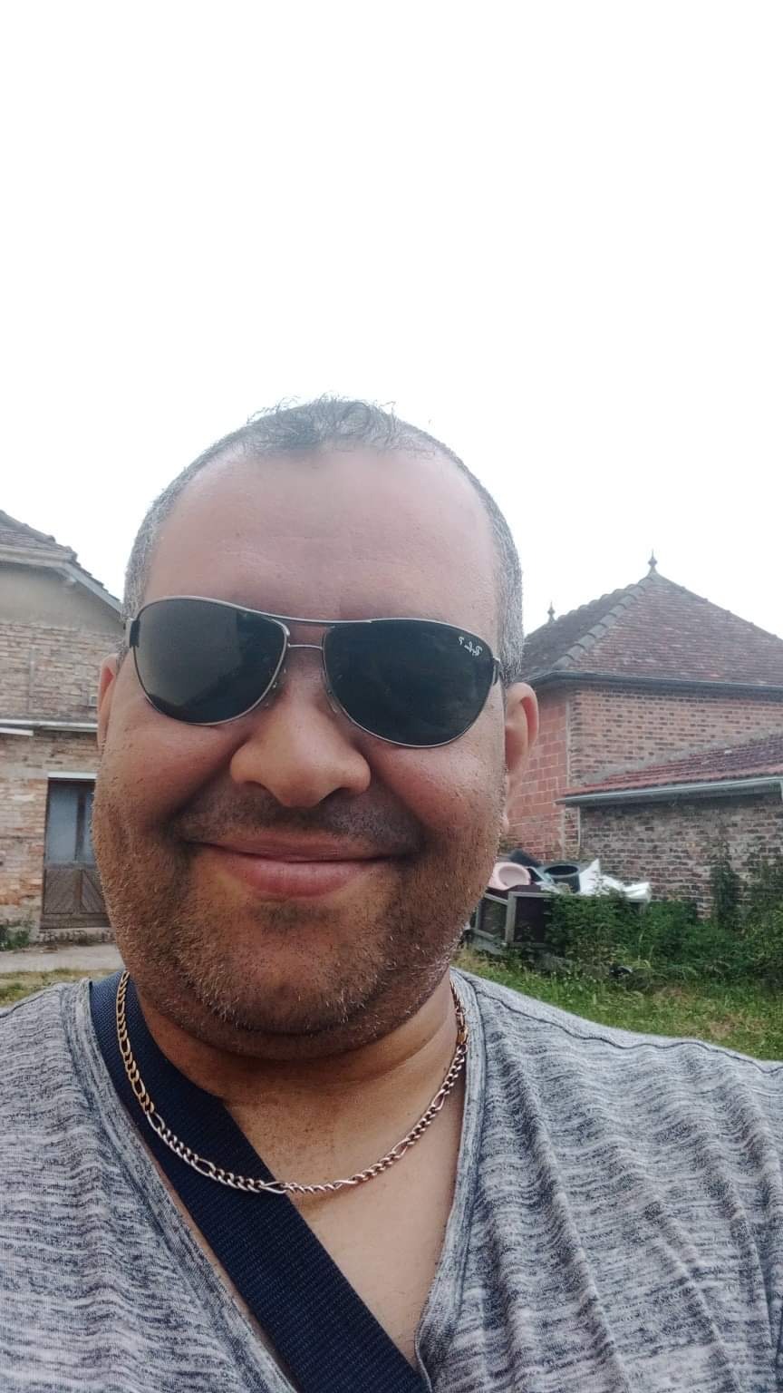 Profil de Eugenio, 51 ans, Rencontre Mature à Laforce