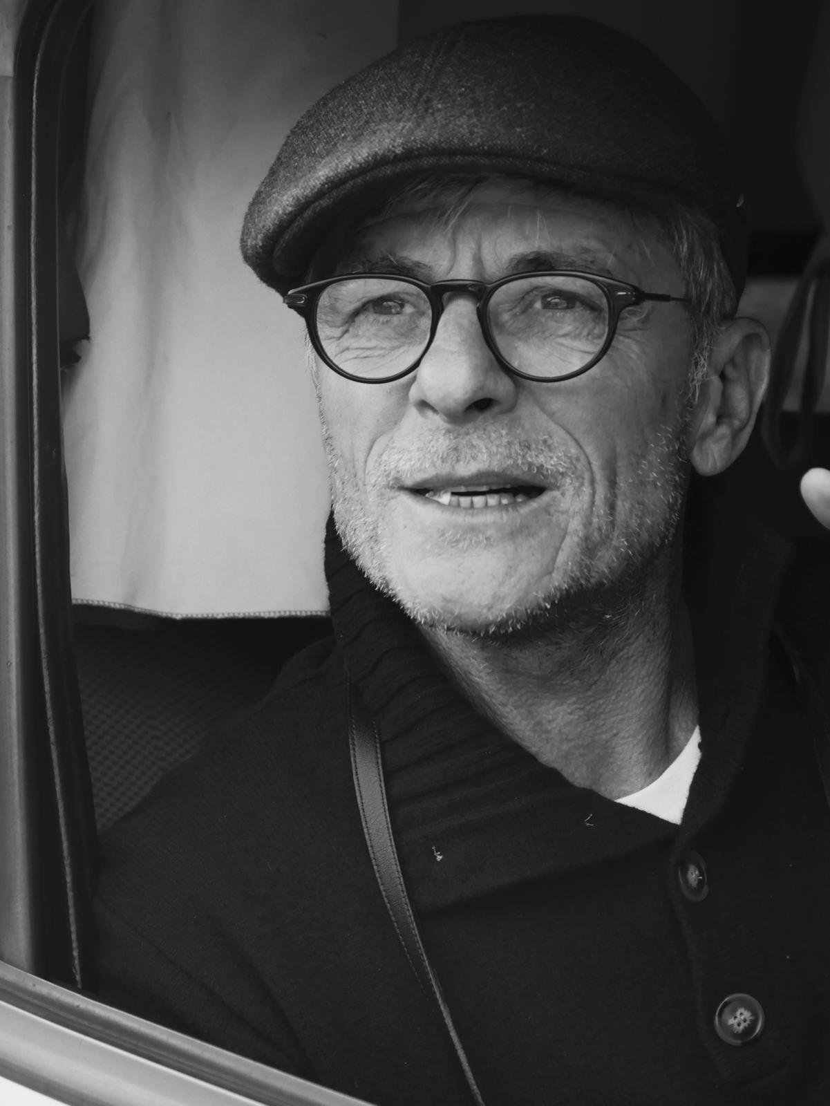 Profil de Simeo, 53 ans, Rencontre Mature à Pangman