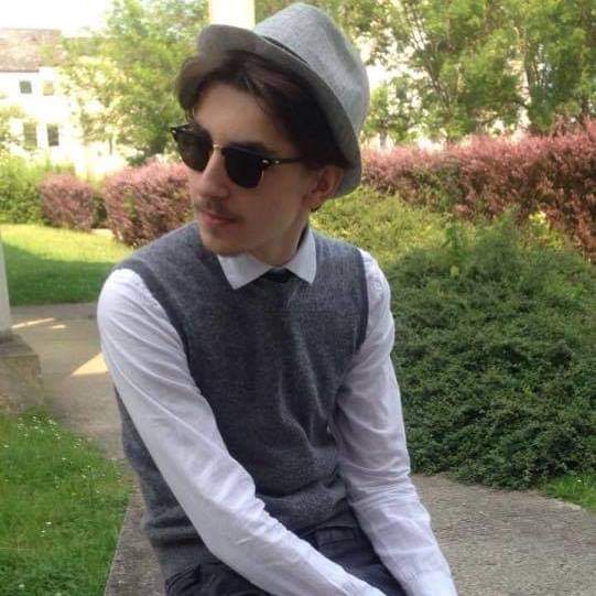 Profil de Gratian, 25 ans, Rencontre Mature à Cowley