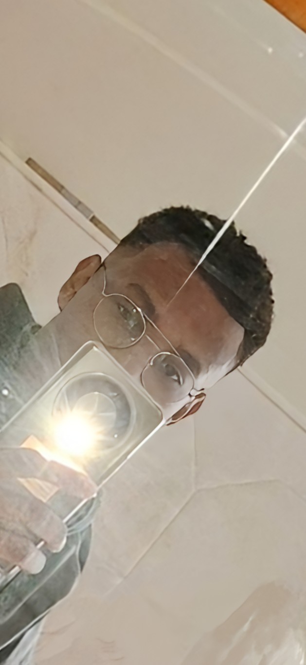 Profil de Jad, 26 ans, Rencontre Mature à Taschereau