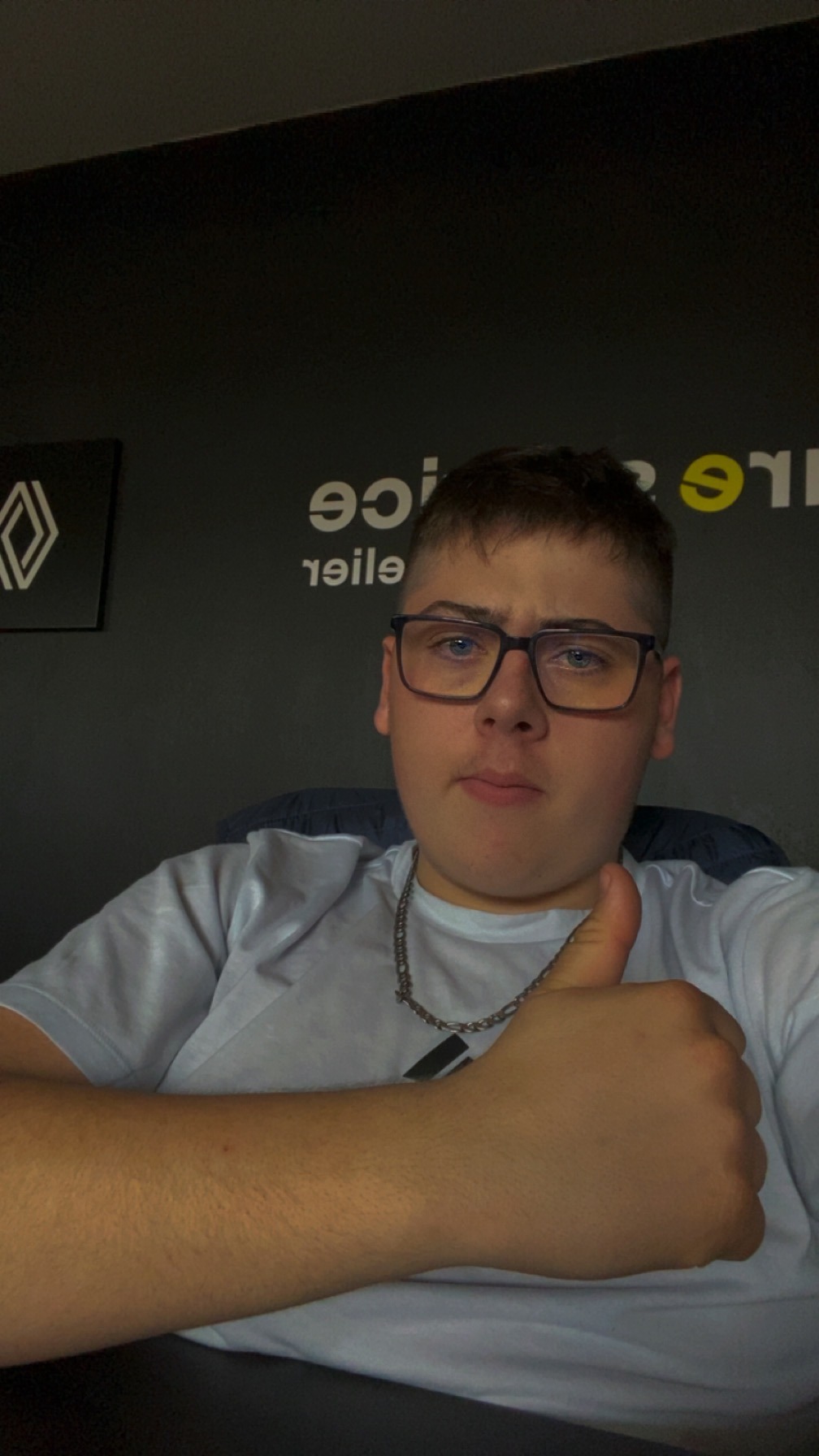 Profil de Gil, 23 ans, Rencontre Mature à Edwardsburgh/Cardinal