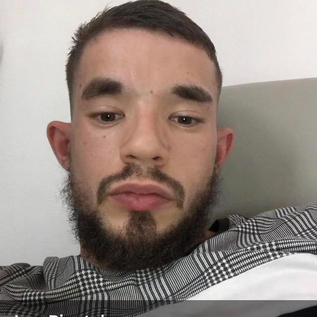 Profil de Cosmo, 22 ans, Rencontre Mature à Namur