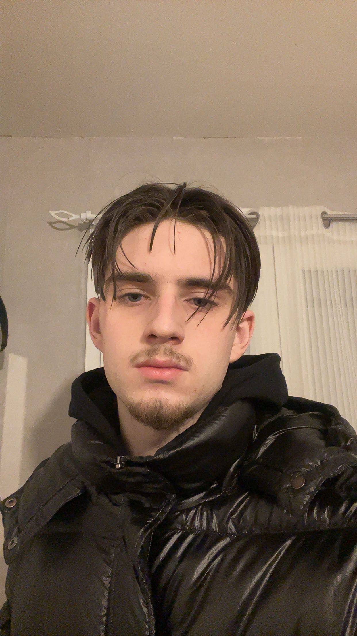 Profil de Lakhdar, 20 ans, Rencontre Mature à Wroxton