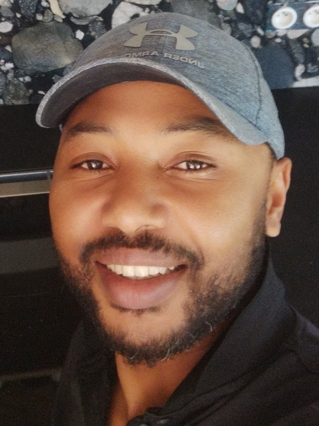 Profil de Ermano, 37 ans, Rencontre Mature à Mono