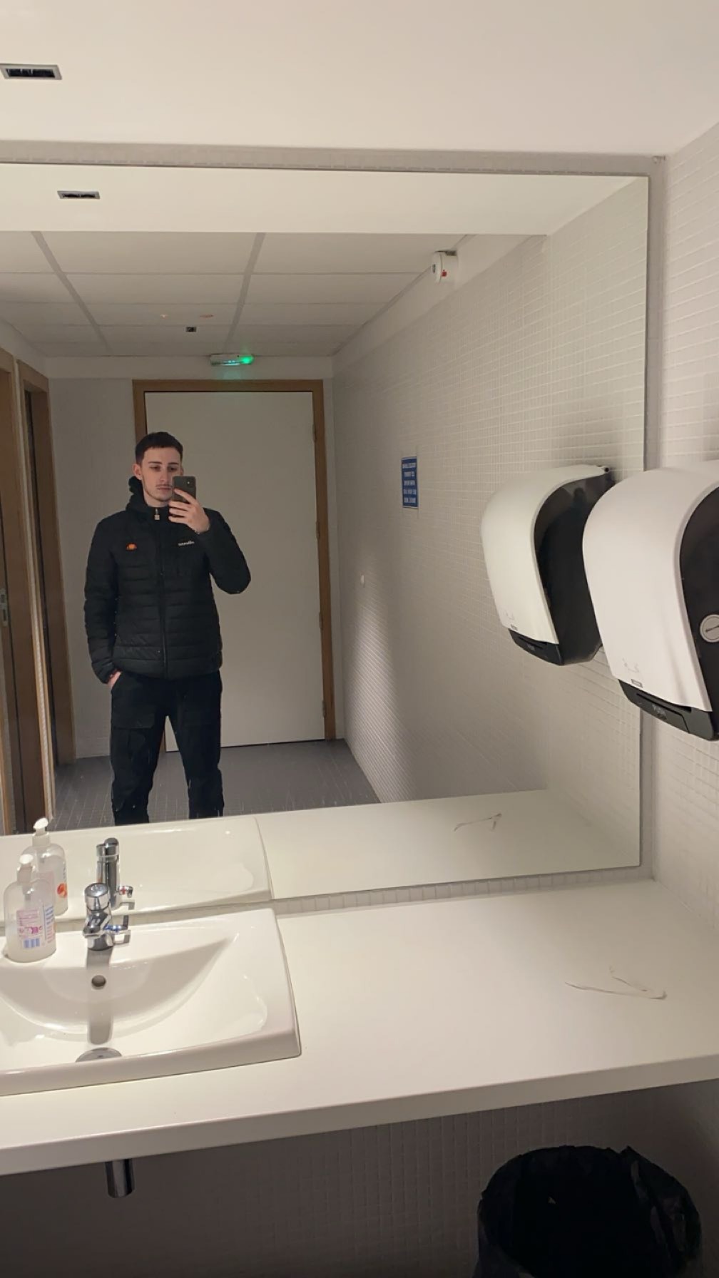 Profil de Kazim, 18 ans, Rencontre Mature à Battleford